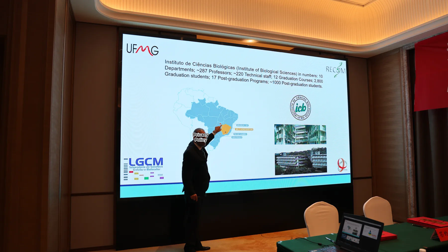 Brazilian academician giving a specialist presentation